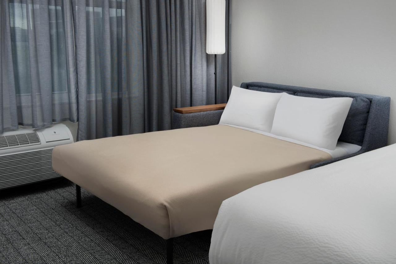 Courtyard By Marriott Savannah Downtown - Historic District Екстериор снимка