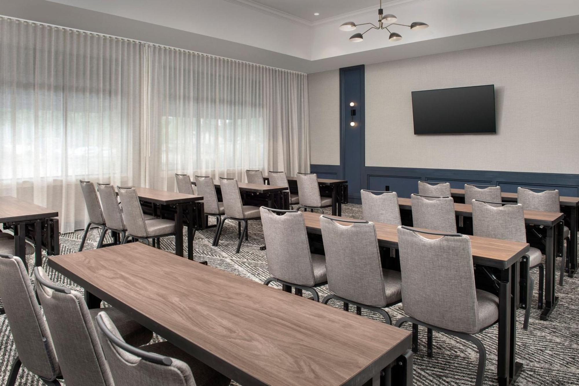 Courtyard By Marriott Savannah Downtown - Historic District Екстериор снимка