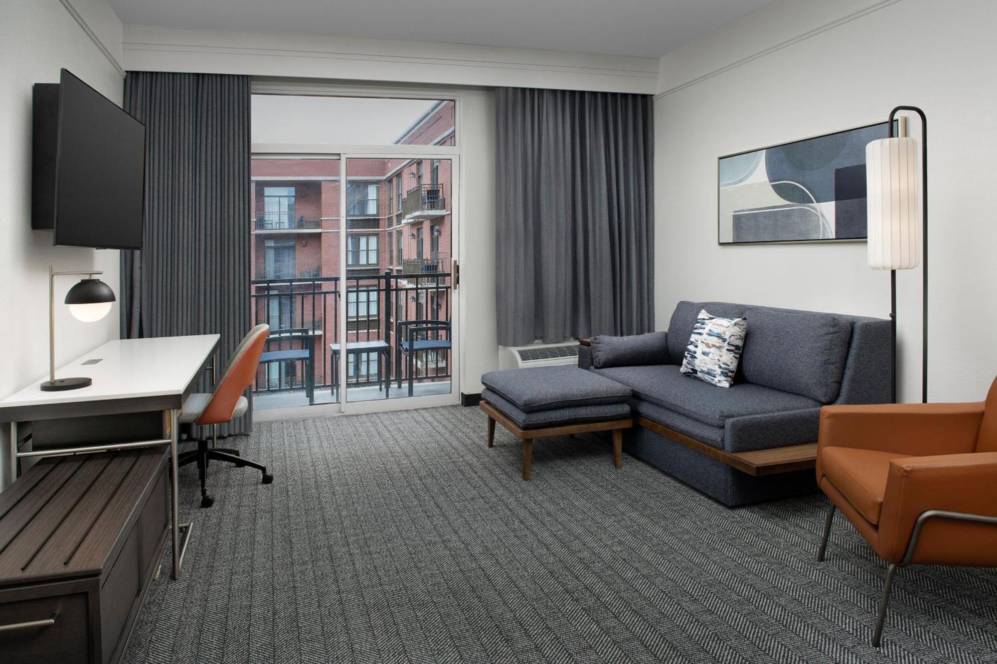 Courtyard By Marriott Savannah Downtown - Historic District Екстериор снимка