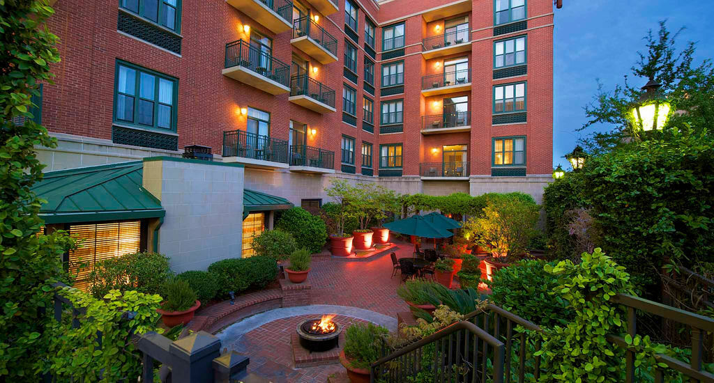 Courtyard By Marriott Savannah Downtown - Historic District Екстериор снимка